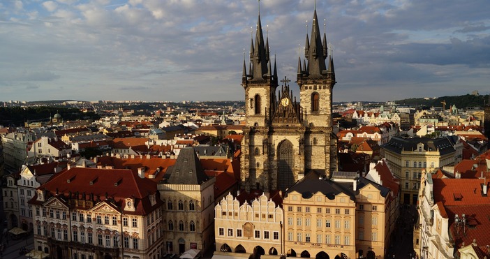 Чехия има нов президент Бившият генерал Петър Павел печели балотажа