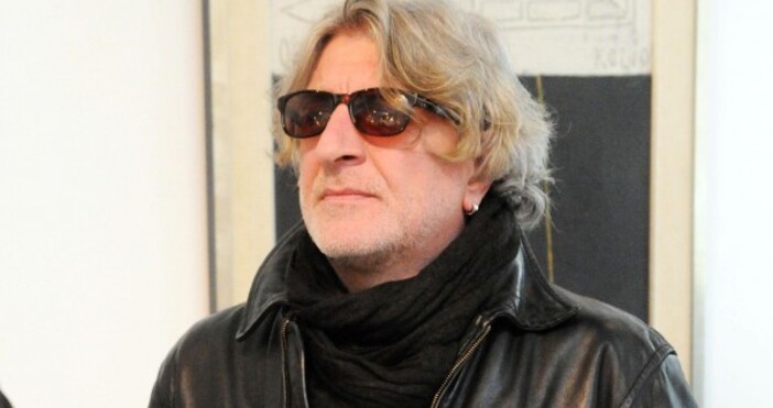 Призовка е връчена на Александър Морфов с искане да даде