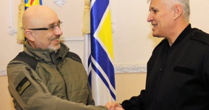 Сменят министъра на отбраната в Украйна Министърът на отбраната на Украйна