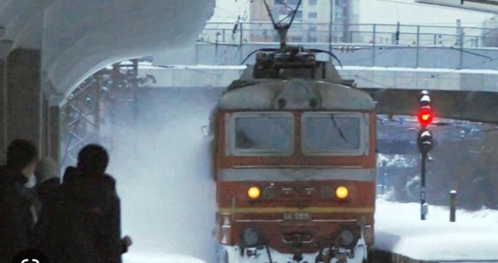 Проверка по зрителски сигнал за сняг във влака София Бургас В