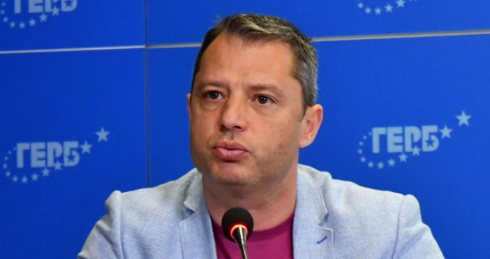 Популярен член на ГЕРБ атакува две партии заради еврото В следващия парламент