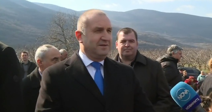 Президентът на България Румен Радев смята че 48 ото НС