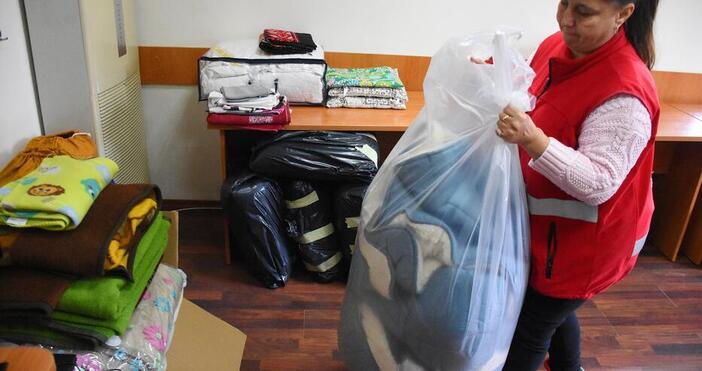Българският Червен кръст преустановява събирането на материални дарения за Турция,