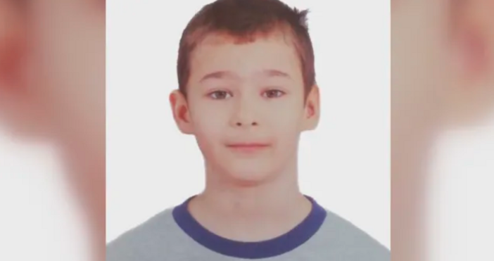 Тази сутрин изчезна 11-годишният Александър Стаменов Илчев от Ямбол. По данни на