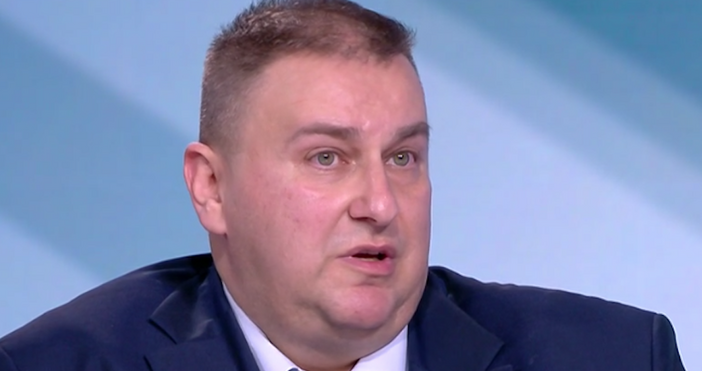 Евродепутатът от ГЕРБ ЕНП Емил Радев обвини колегите си от европейските