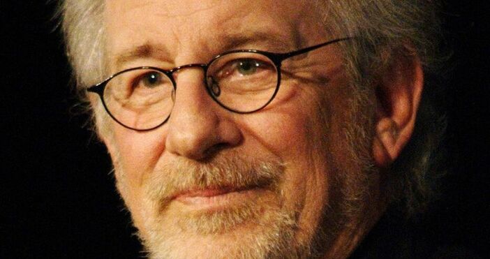 Огромно признание за знаменитост в киното Американският кинорежисьор Стивън Спилбърг получи наградата