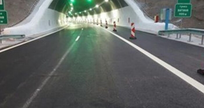 Шофьорите които минават през тунел Витиня в посока Варна трябва