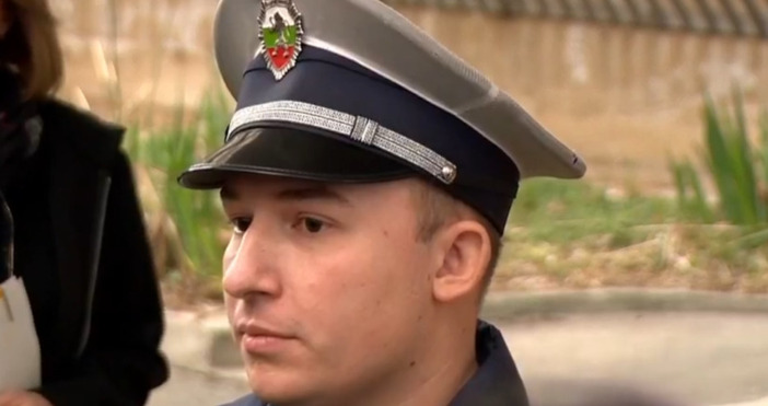 Младши инспектор Алек Каленски от СДВР е отказал подкуп при