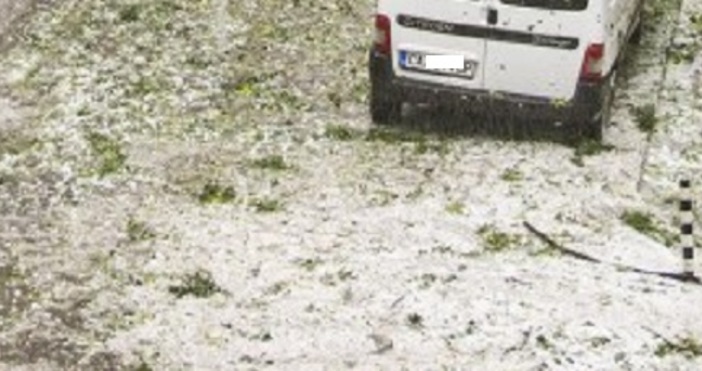 Изключително изненадваща градушка смая жителите на Бургаско Явлението е абсолютно необичайно