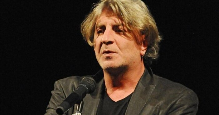 От Народния театър Иван Вазов разпространиха своята позиция по повод