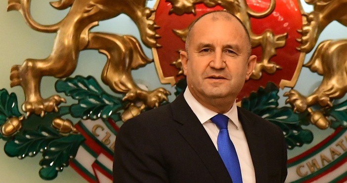Президентът Румен Радев ще удостои с висши държавни награди изтъкнати