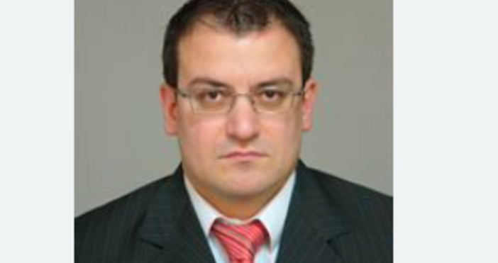 Българският фармацевтичен съюз си избра нов председател Димитър Маринов Той