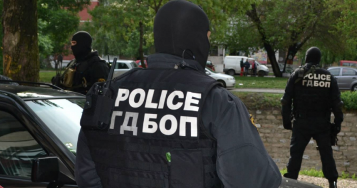 Найзвероятно бомбените заплахи срещу десетки българсси училища днес ас изпратени