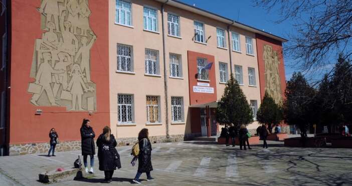 Петък ще бъде неучебен за всички ученици в Пловдив Кметът