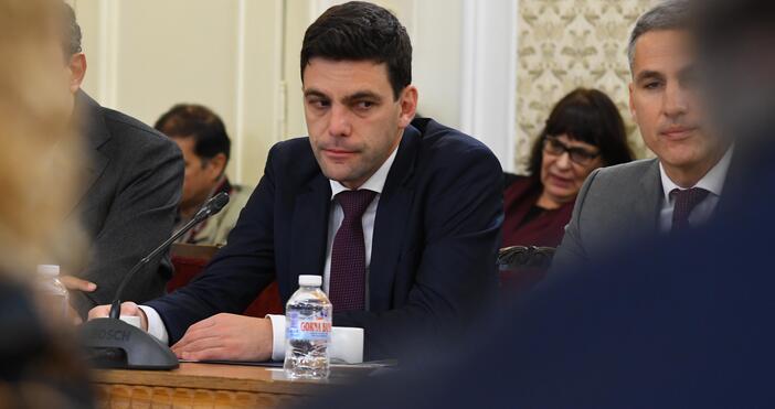 Коалицията Продължаваме промяната - Демократична България няма да издигат номинация