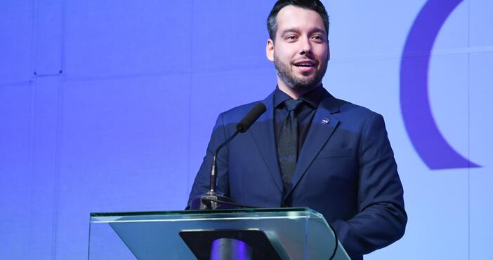 Лидерът на Спаси София Борис Бонев разкри, че преговорите с