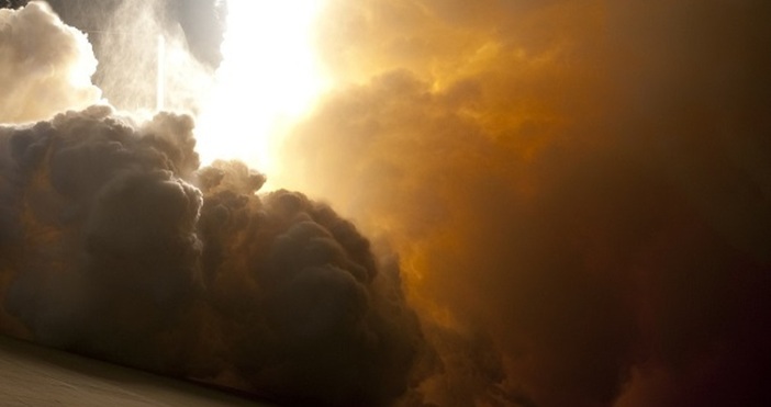 Отново неуспех с ракетата SpaceX  Мегаракетата Starship на SpaceX експлодира във въздуха