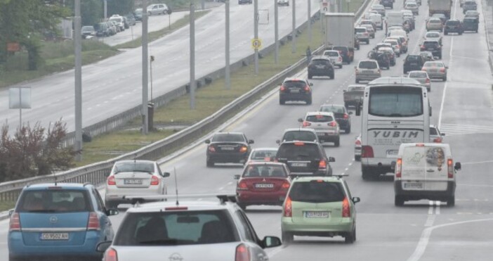 Тревожни данни за автопарка в страната Повече от 70 от