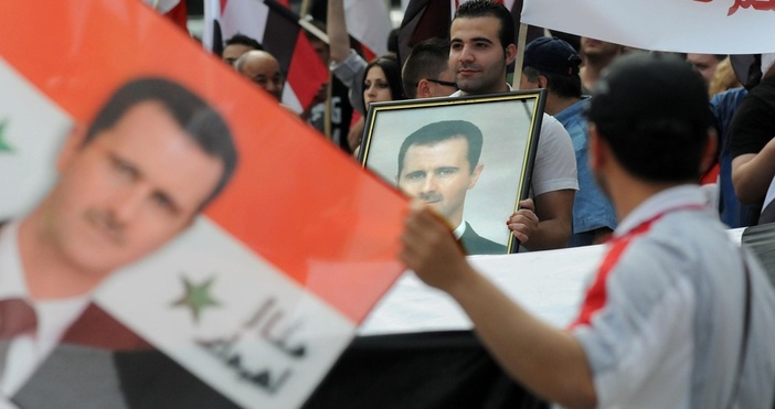 Европейският съюз наложи санкции на братовчедите на сирийския президент Башар Асад заради