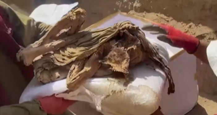 Намериха мумифициран юноша в Перу на над 1000 години Част