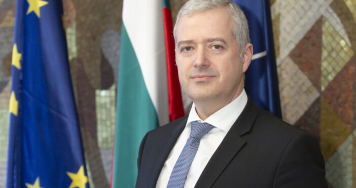 Назначен е новият служебен външен министър  С указ на президента Румен