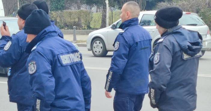 Нов удар на българската полиция в битката с бежанците  14 души