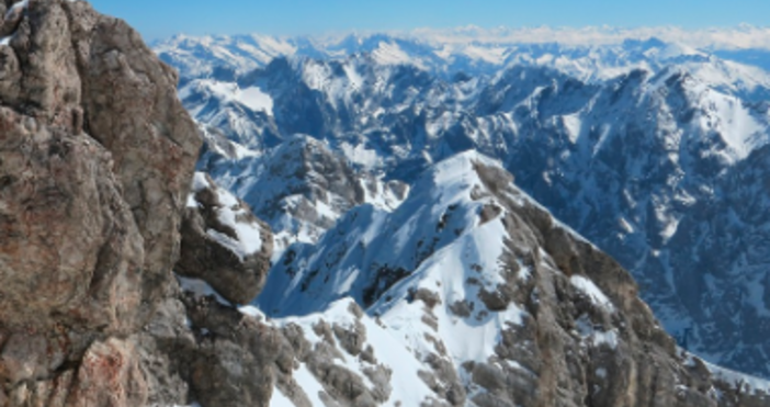 Алпинист се прости с живота си падайки от 400 метра височина