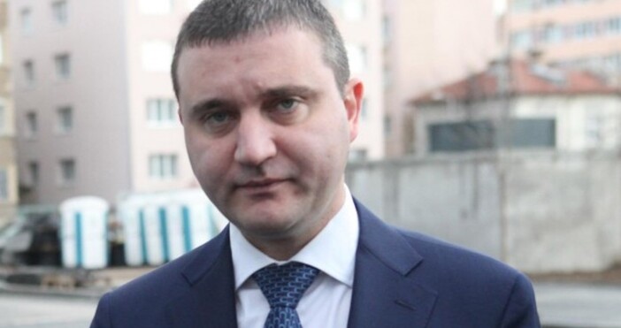 Бившият финансов министър Владислав Горанов призова в ефира на БНТ