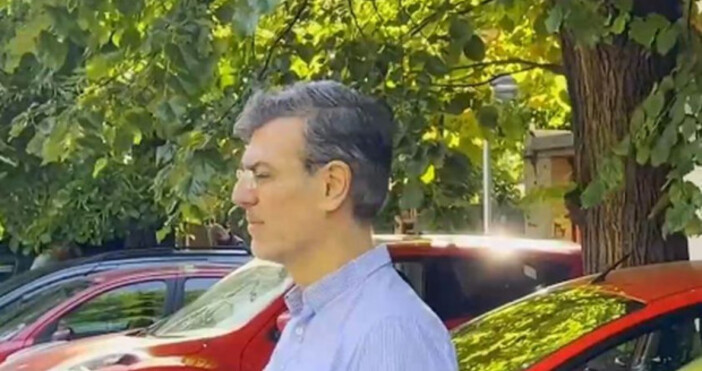 Варненец събра десетки глоби за чужди нарушения  Мъж от Варна държи