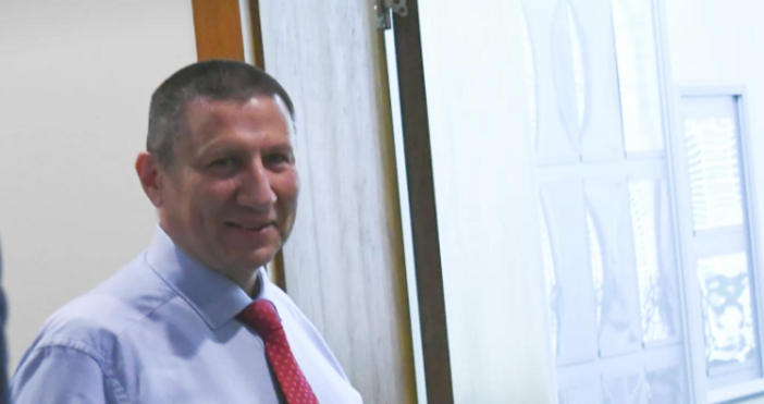 Петел следи какво се случва след като ВСС избра временно