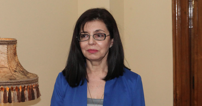 Меглена Кунева за възпитанието в Парламента: В политиката липсват основни постулати