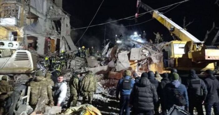 9 са жертвите след атаката в Краматорск Зеленски призова за