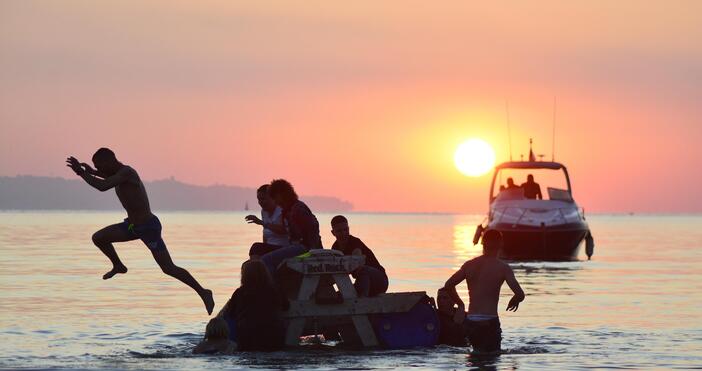  Днес ни очаква слънчево време След обяд под влияние на