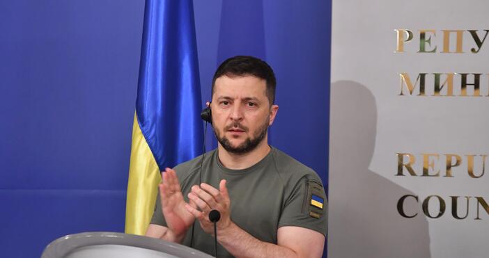 Украинският президент Володимир Зеленски внесе яснота къде продължава програмата му