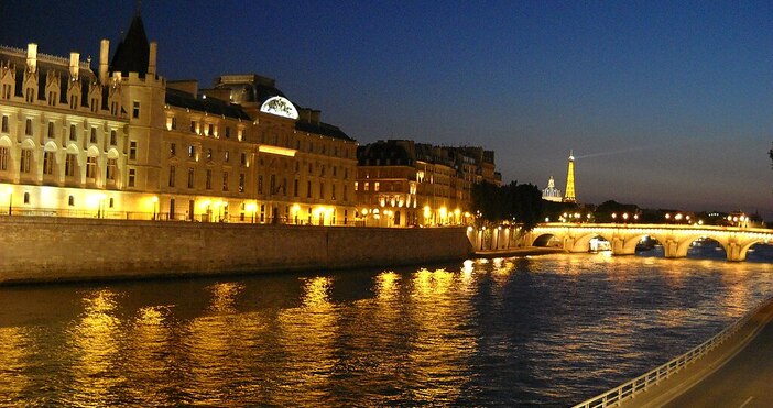 Плуването в реката е официално забранено преди 100 годиниЖителите на Париж и