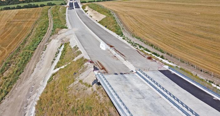 илюстрация Проектът свързан с подготовката за доизграждане на автомагистрала Черно