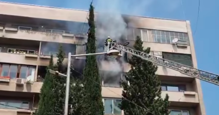 Старец загина при пожар в дома си в Сливен, съобщи