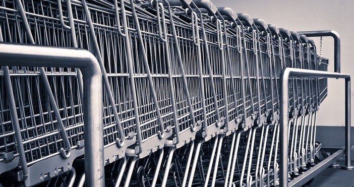 Италианското правителство се опитва да постигне споразумение със супермаркетите и