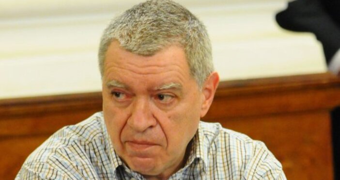 Бившият заместник-председател на Централната избирателна комисия проф. Михаил Константинов коментира