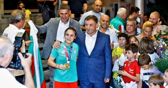 Каратистите се сбогуваха с Алексей Петров Българска национална федерация по карате