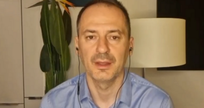 Петел следи какво се случва със задържаните в Лондон българи Журналистът