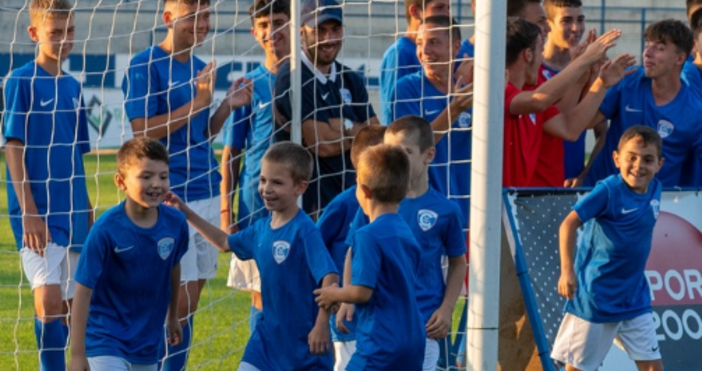 Футболен клуб  Спартак Варна кани деца и родители на кастинг