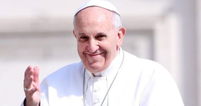 Папа Франциск и ръководителят на Съвета на началник щабовете на