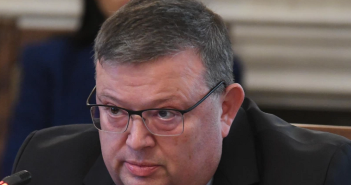 Бивш главен прокурор загуби съдебна битка срещу бивш премиер Софийският районен
