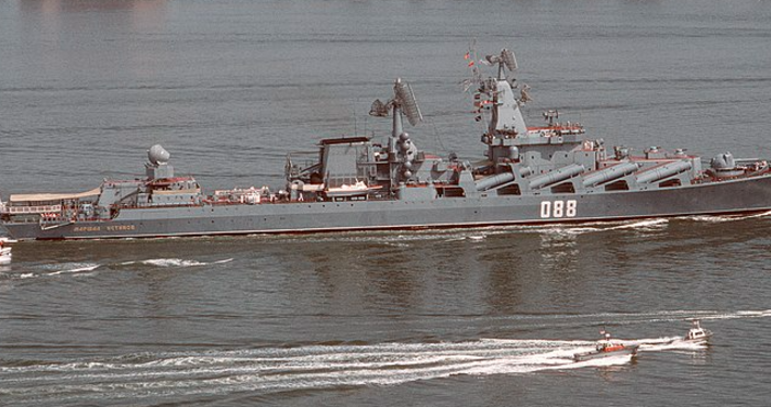 Британският военен флот засече руски военни кораби в близост до
