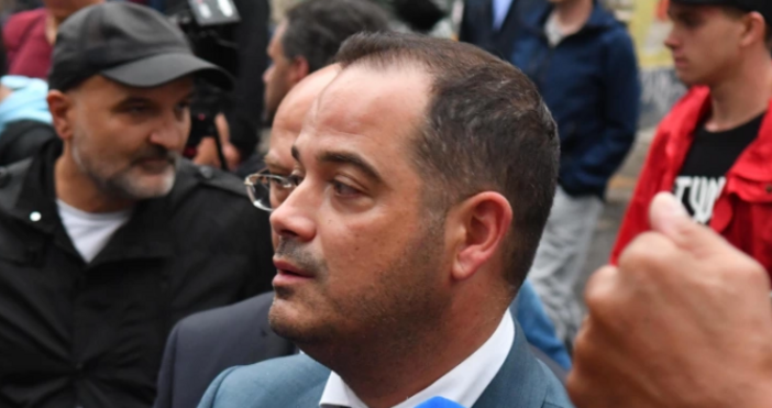 Вътрешният министър направи коментар за войната по пътищата Битката е на всички