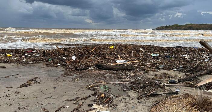 40 души на плаж Арапя отказали да се евакаурат вчера,