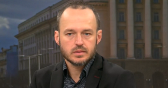 Стопкадър Нова ТвПолитологът Стойчо Стойчев каза какво мисли за протеста