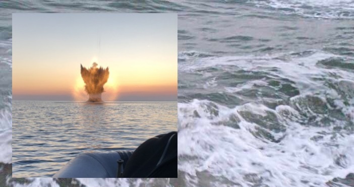 Турски товарен кораб е с щети след като се натъкна