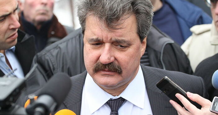 Тодор Костадинов Батков е  български адвокат и бизнесмен известен предимно като собственик на ПФК Левски